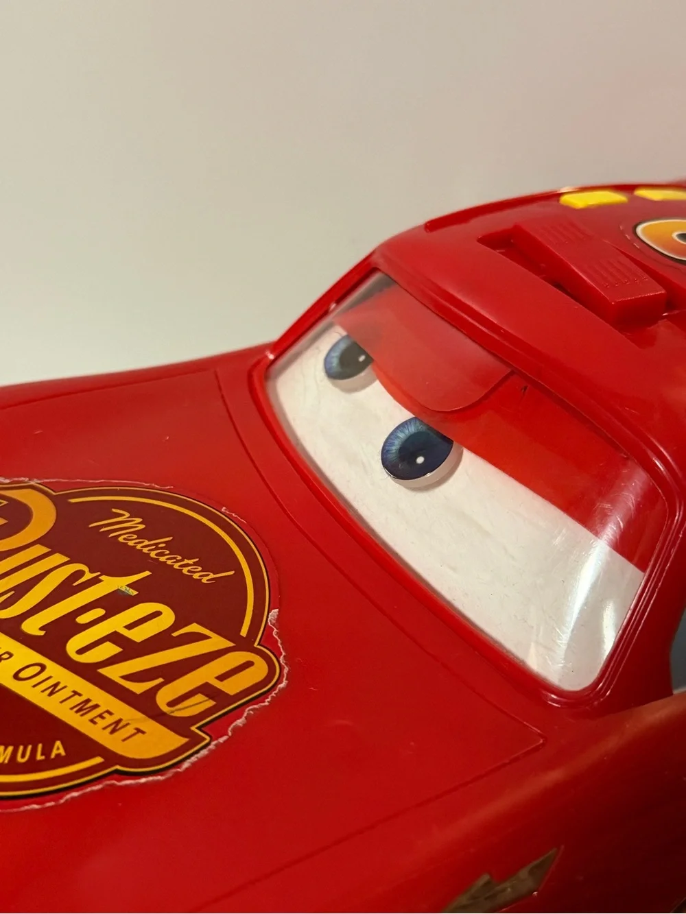 Disney Pixar Cars Lightning McQueen Toy Car Expressions Bar - Eye Movement 14 in
